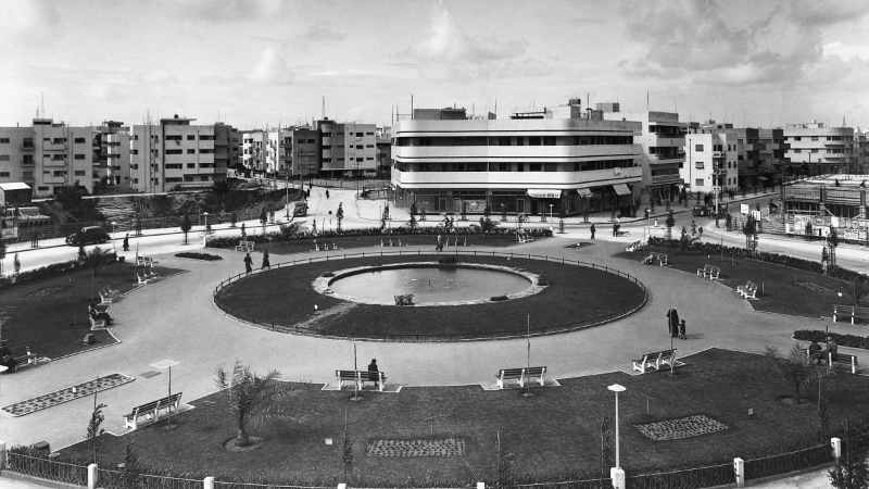 Photo de Tel-Aviv dans les années 40 architecture Bauhaus Jewpop