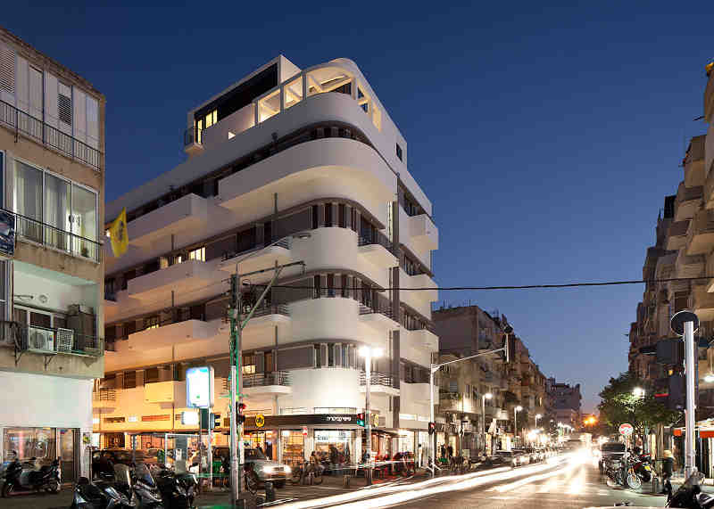 Photo représentant un immmeuble de style Bauhaus à Tel-Aviv Jewpop