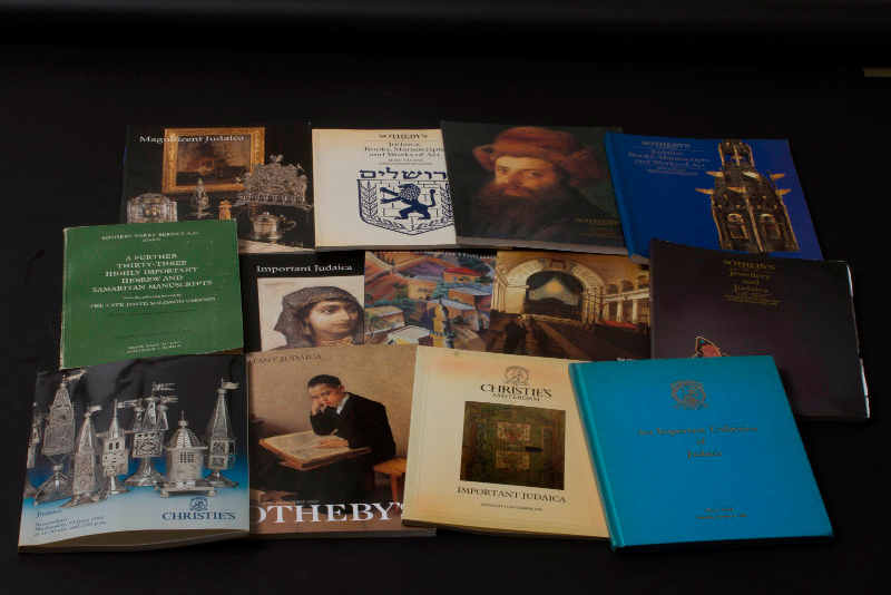 Photo de catalogues de ventes aux enchères Judaica Jewpop