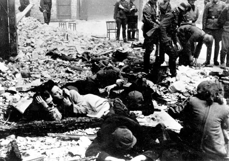 Photo de l'insurrection du ghetto de Varsovie Jewpop